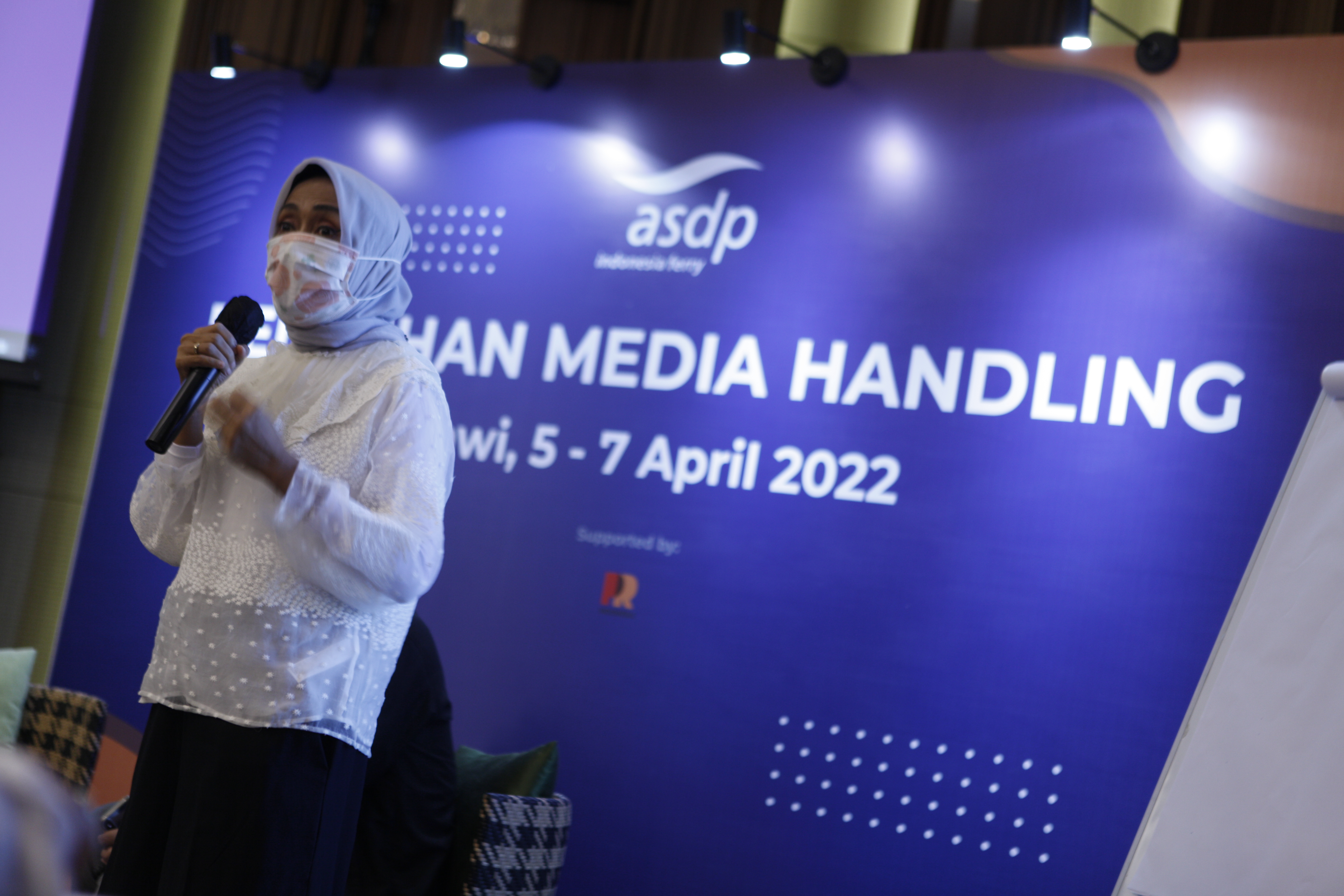 Pelatihan Media Handling